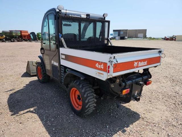 Image of Bobcat Toolcat 5600 equipment image 3