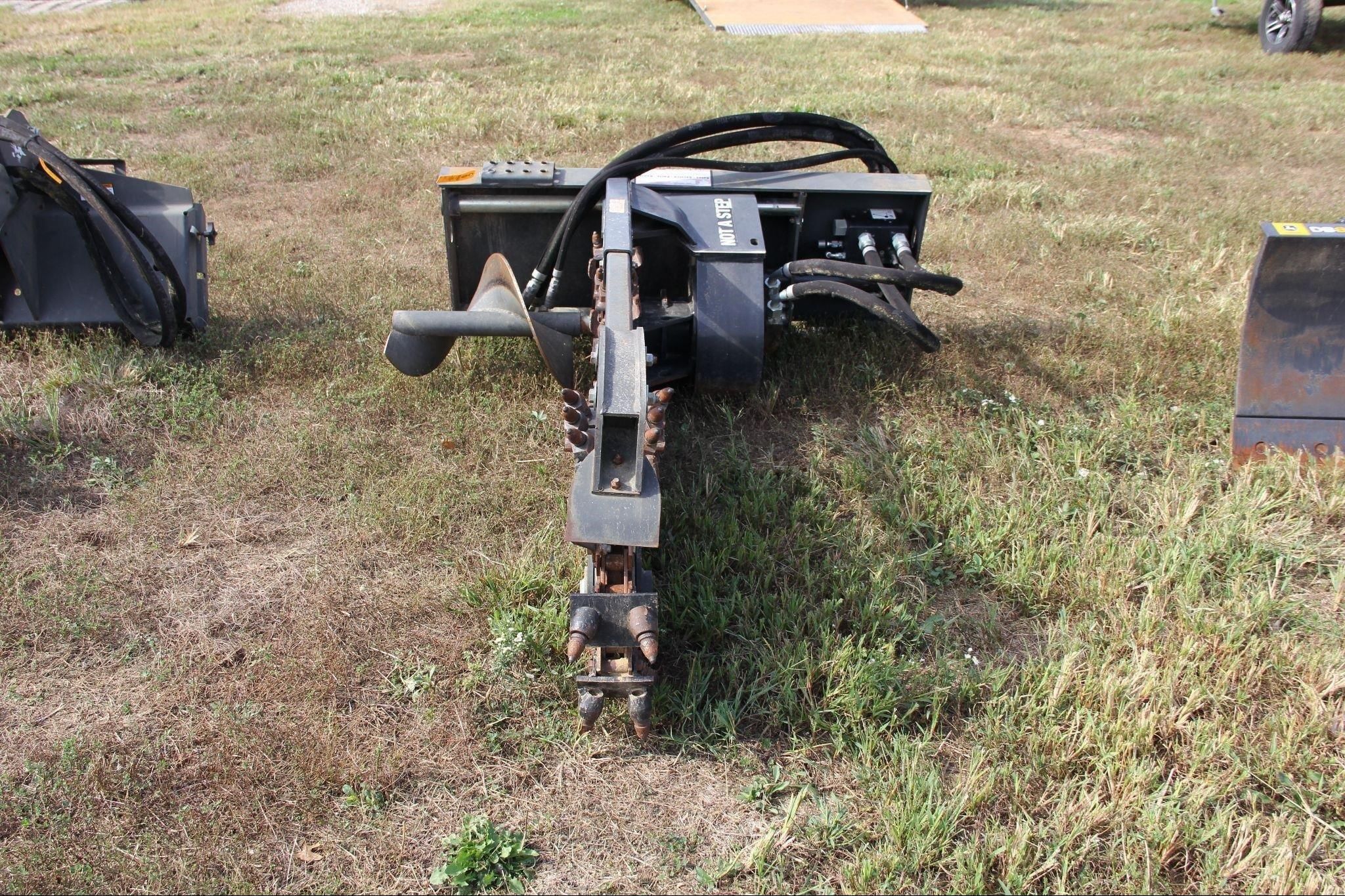 2016 Bobcat LT414 Equipment Image0