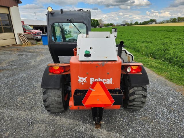 Image of Bobcat V417 equipment image 3