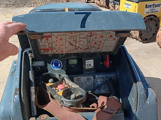Image of Bomag BMP8500 equipment image 4