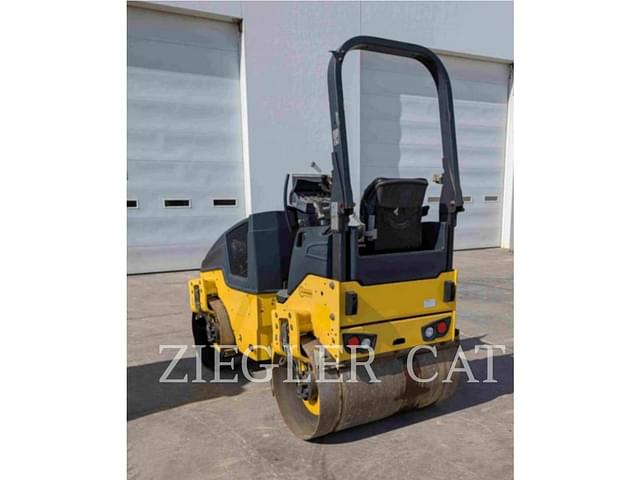 Image of Bomag BW120SL-5 equipment image 3