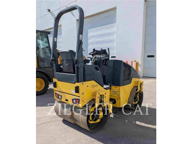 Image of Bomag BW120SL-5 equipment image 2