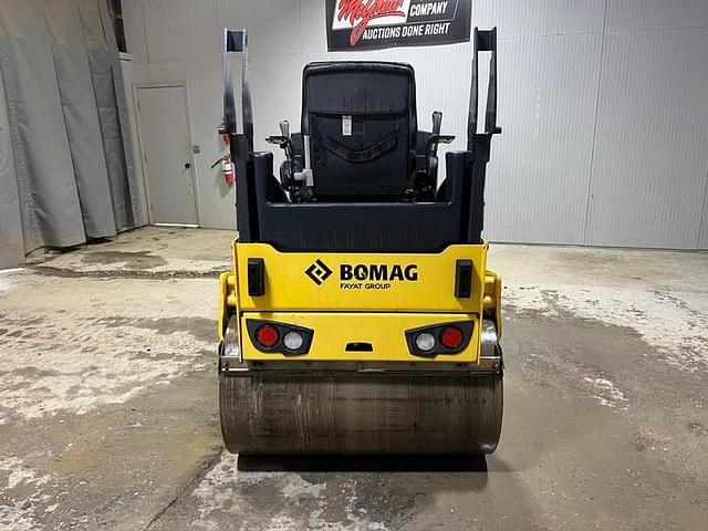 Image of Bomag BW120SL-5 equipment image 3