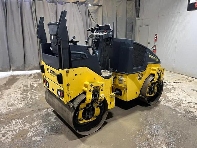 Image of Bomag BW120SL-5 equipment image 4