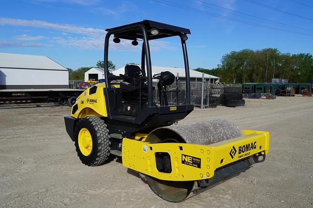 Image of Bomag BW145D-5 equipment image 4