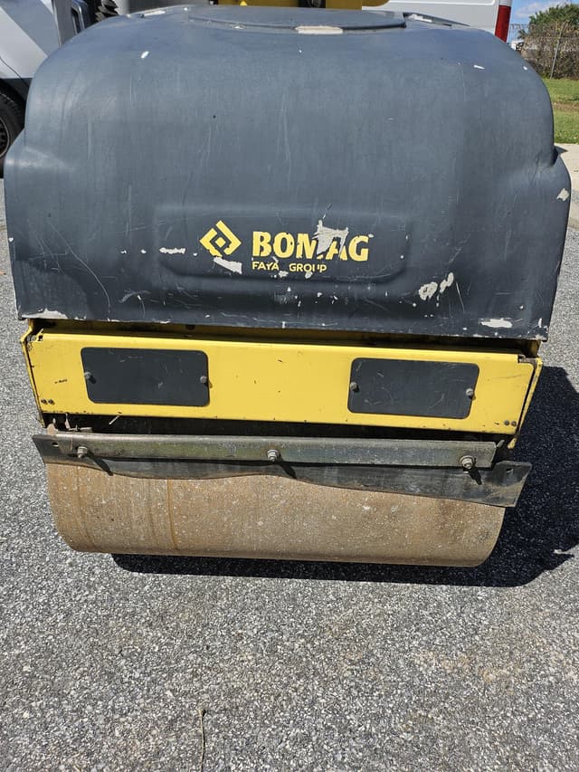 Image of Bomag BW900-50 equipment image 4