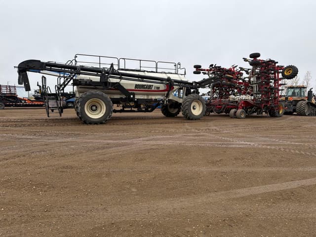 Image of Bourgault 3320-66 equipment image 4