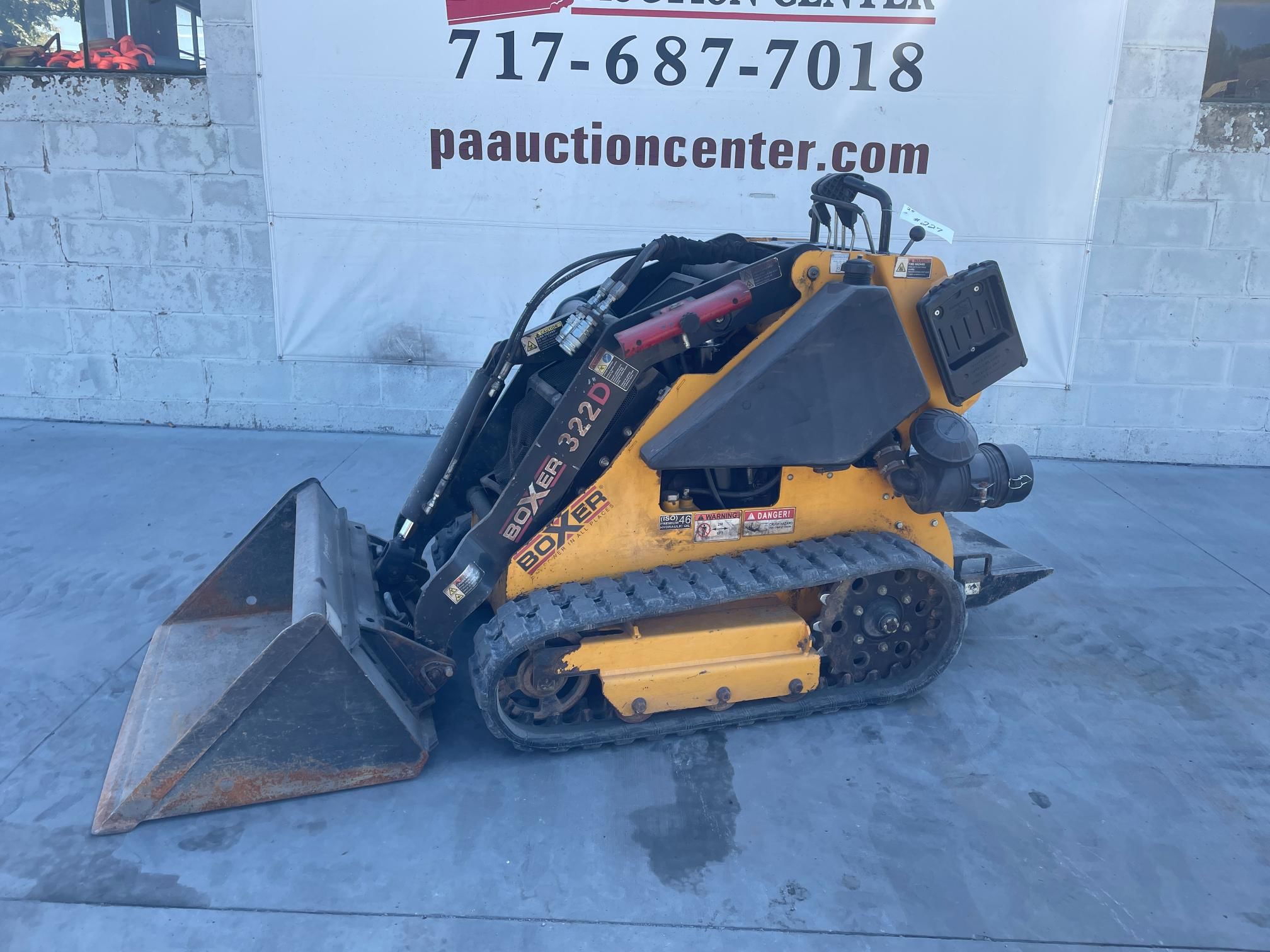 2016 Boxer 322D Equipment Image0