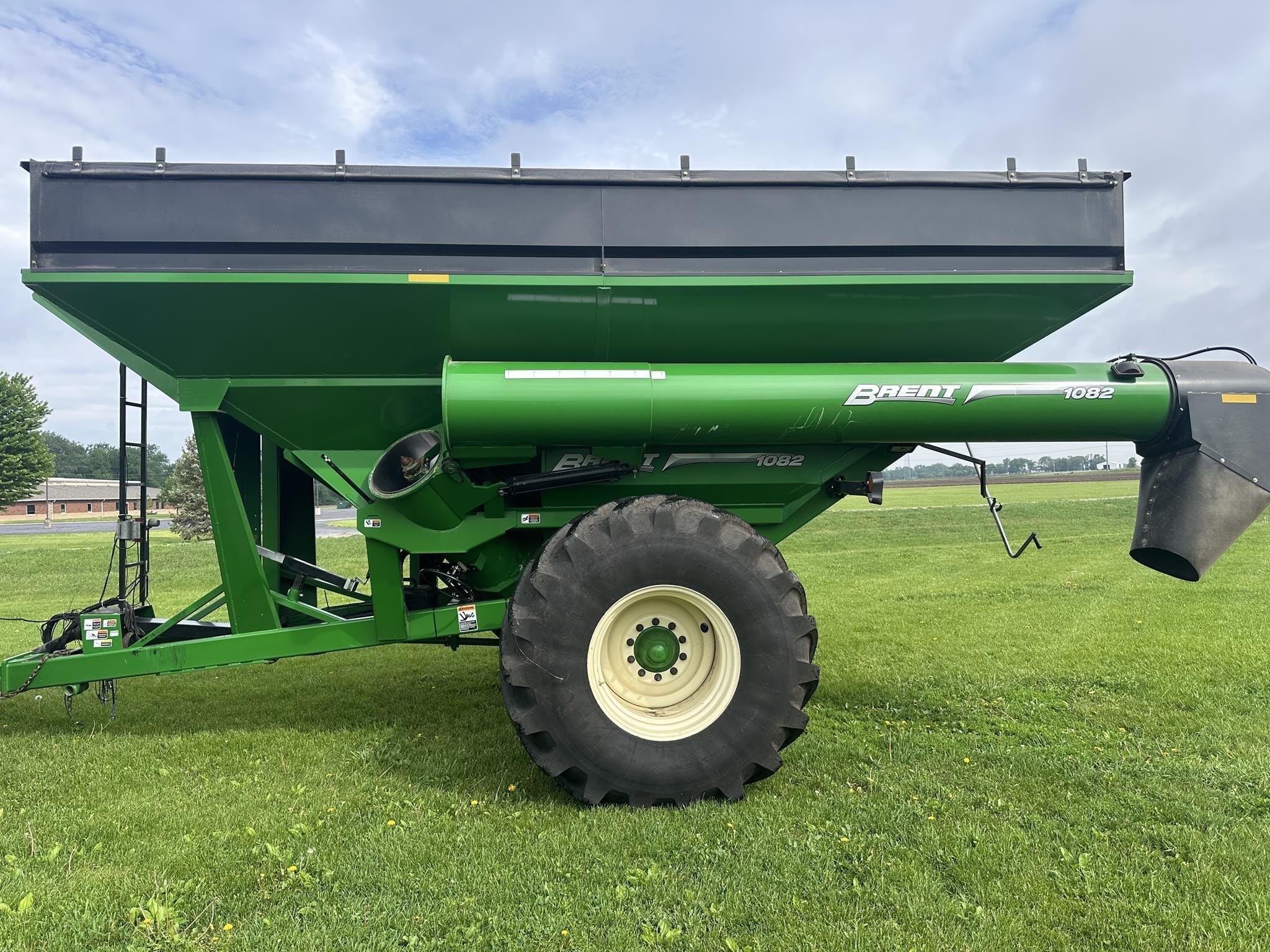 2016 Brent 1082 Equipment Image0