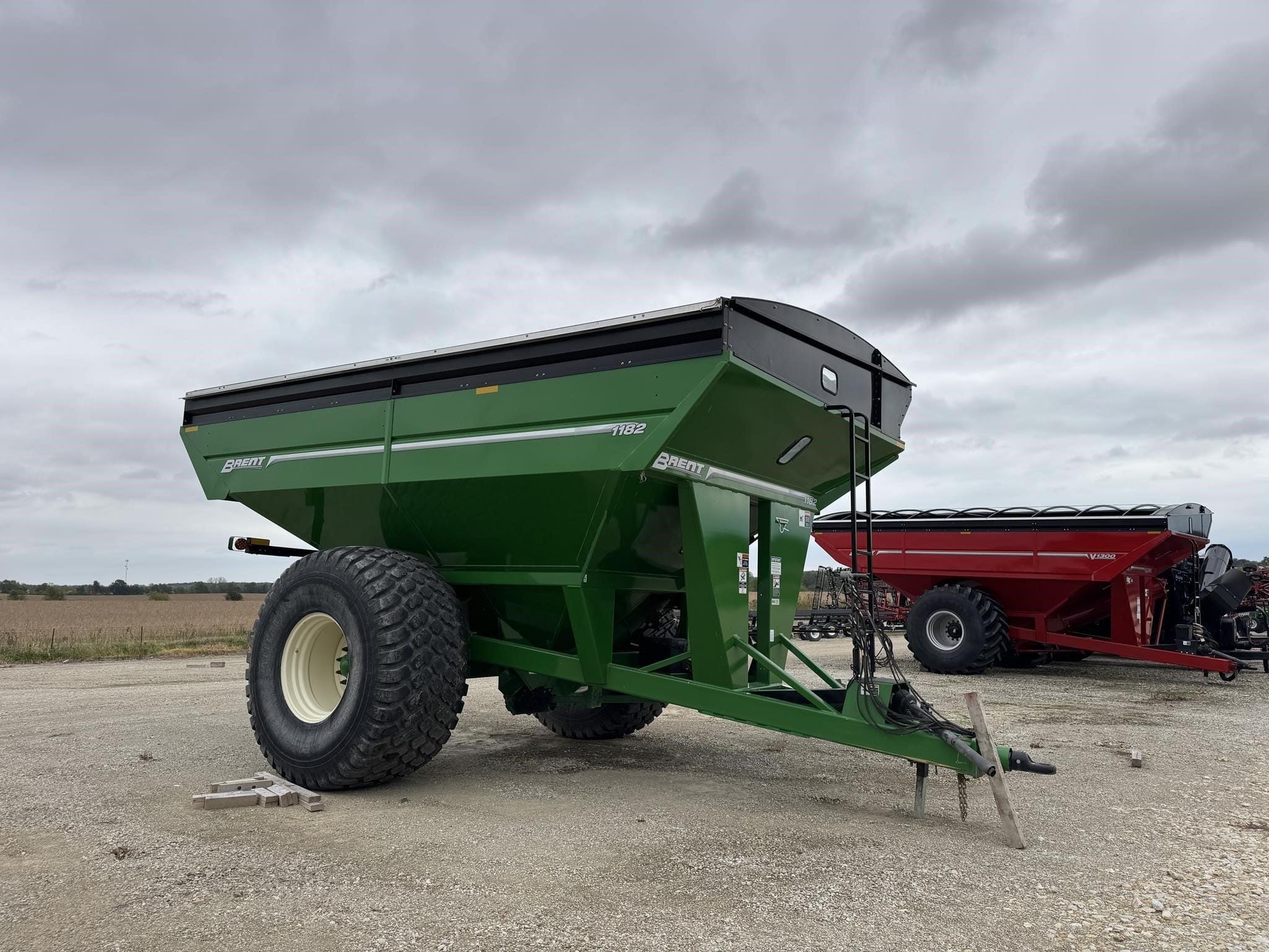 2016 Brent 1182 Equipment Image0