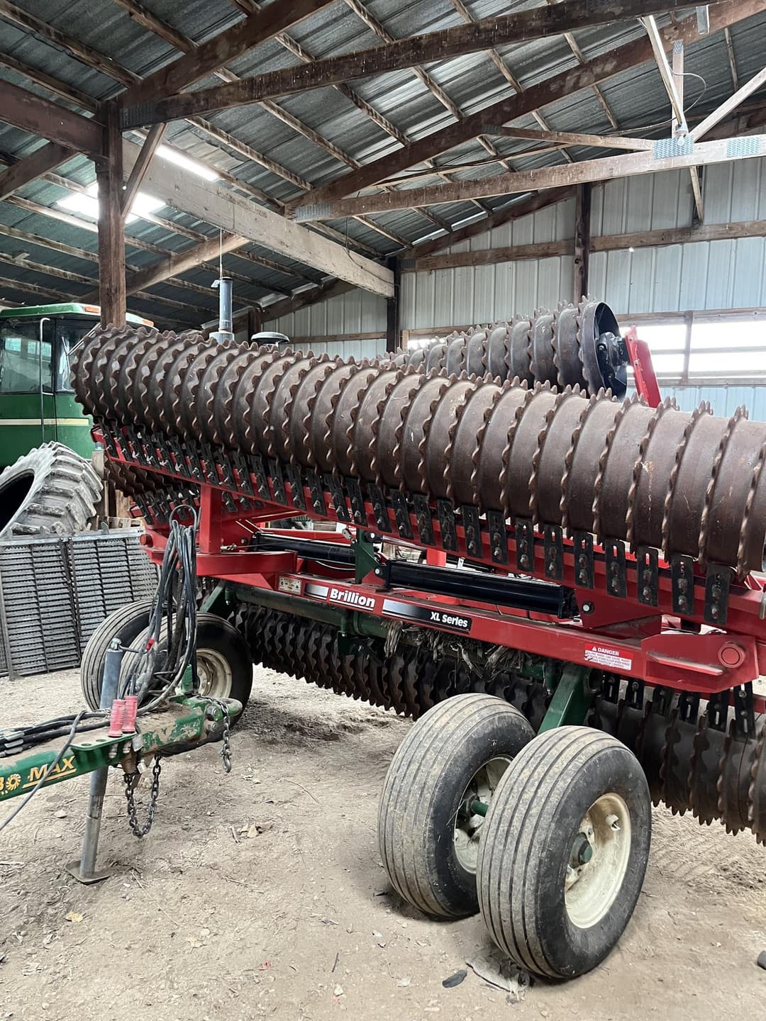 Image of Brillion XL144 Image 1