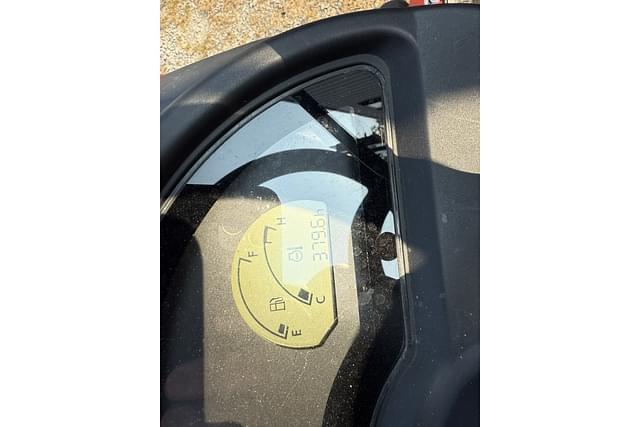 Image of Kubota BX2370 equipment image 4