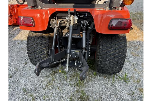 Image of Kubota BX2370 equipment image 2