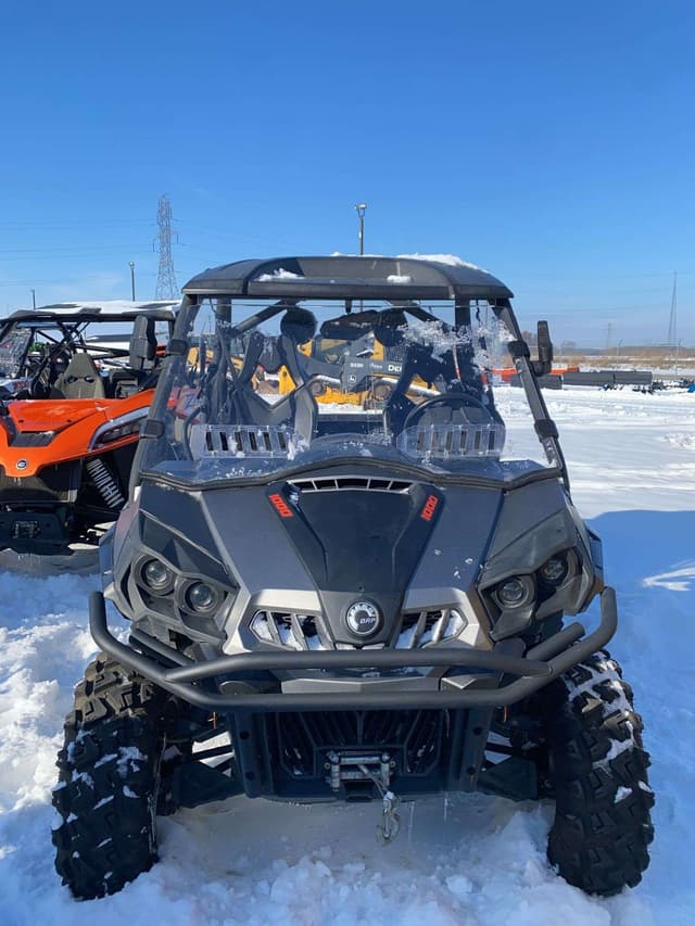Image of Can-Am Commander 1000XT equipment image 2