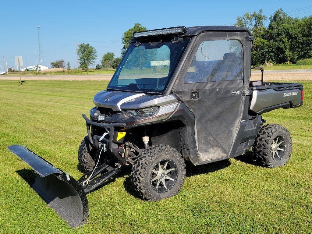 Image of Can-Am Defender XT HD10 Primary image
