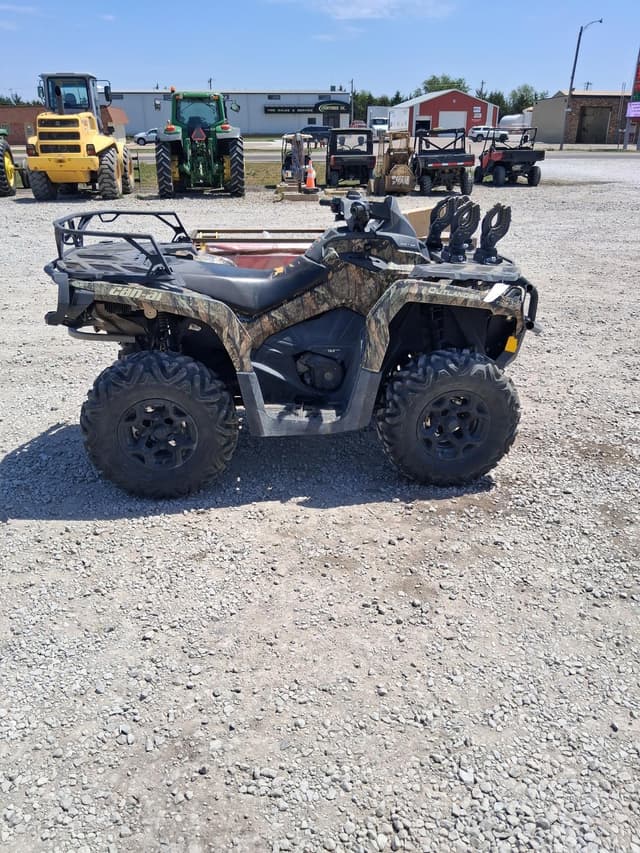 Image of Can-Am Outlander 1000 XT equipment image 1