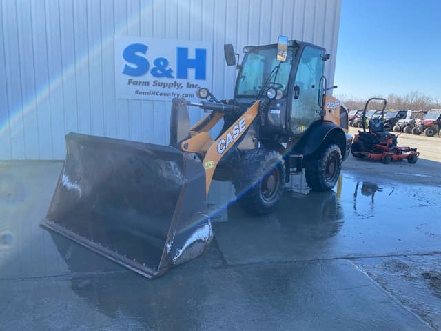 Image of Case 221F equipment image 3