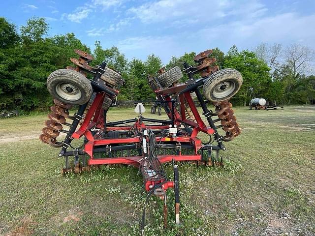 Image of Case IH 335VT equipment image 2