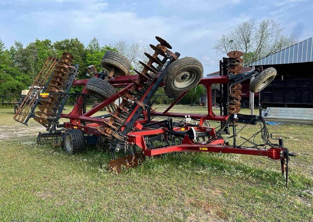 Image of Case IH 335VT Primary image