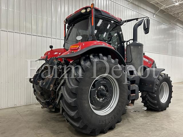 Image of Case IH Magnum 340 equipment image 4