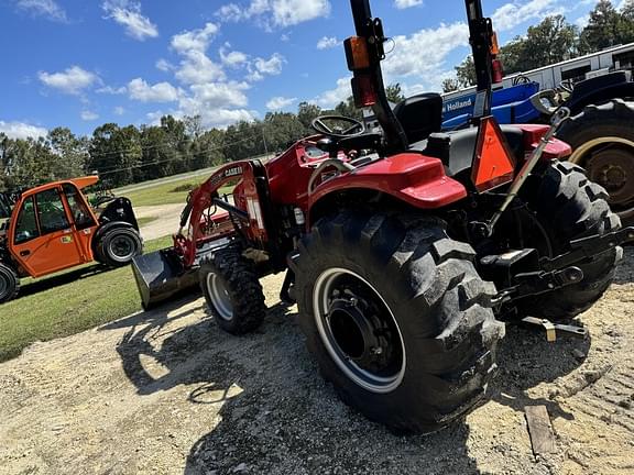 Image of Case IH Farmall 55C equipment image 4