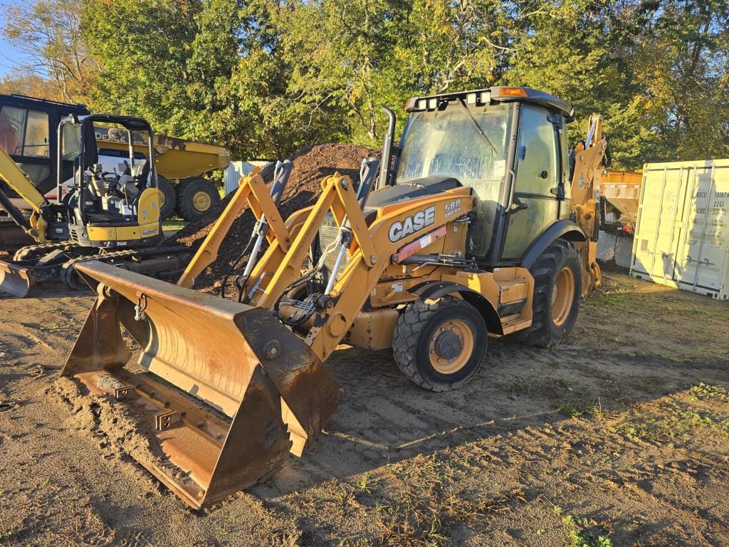 2016 Case 580 Super N Equipment Image0