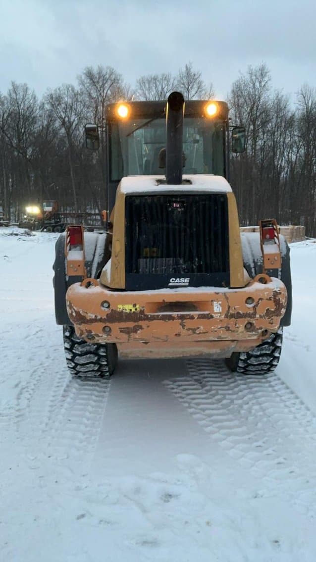 Image of Case 621F XR equipment image 3