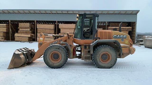 Image of Case 621F XR equipment image 1