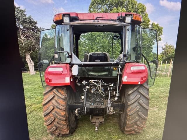 Image of Case IH Farmall 65A equipment image 1