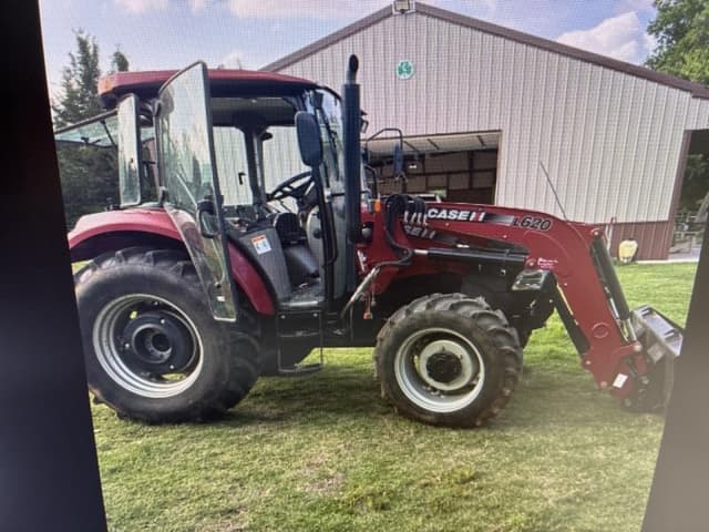 Image of Case IH Farmall 65A equipment image 2
