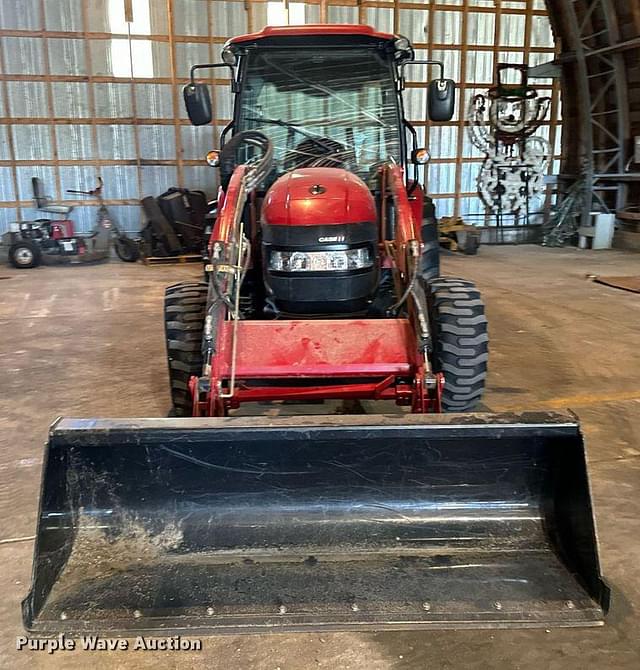 Image of Case IH Farmall 50C equipment image 1