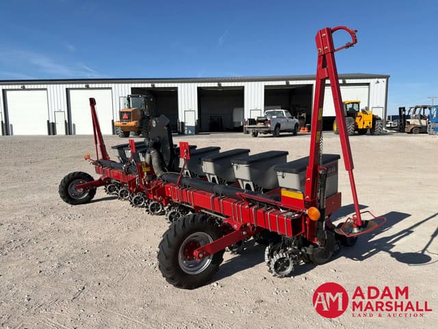 Image of Case IH 1215 equipment image 1