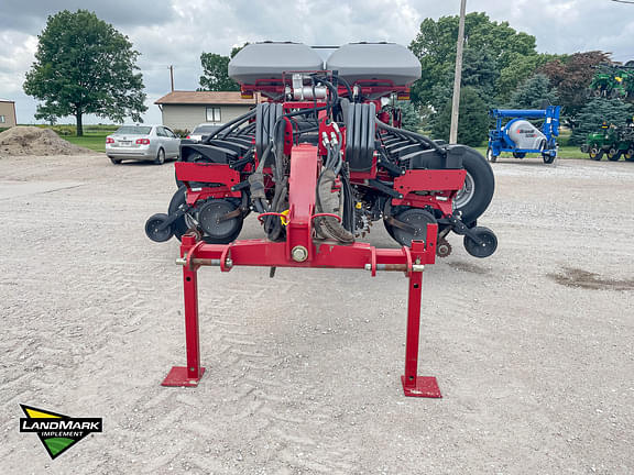 Image of Case IH 1250 equipment image 1