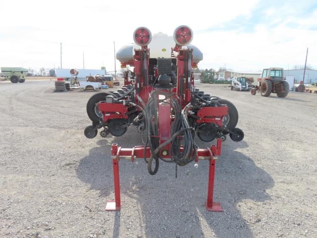 Image of Case IH 1255 equipment image 2