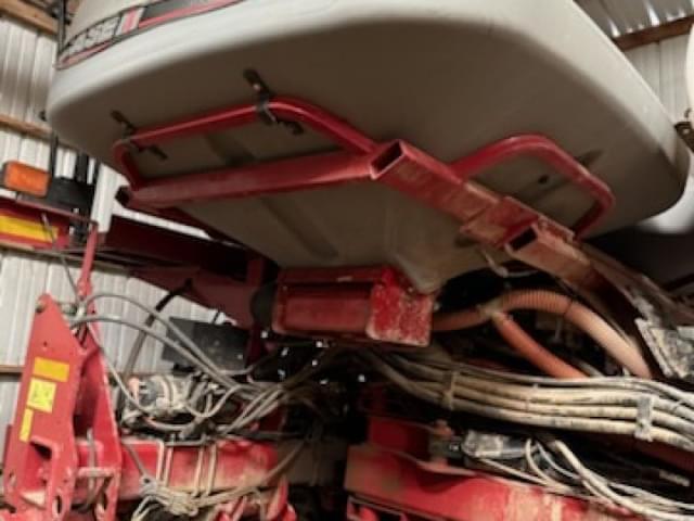 Image of Case IH 1255 equipment image 1