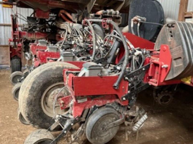 Image of Case IH 1255 Primary image