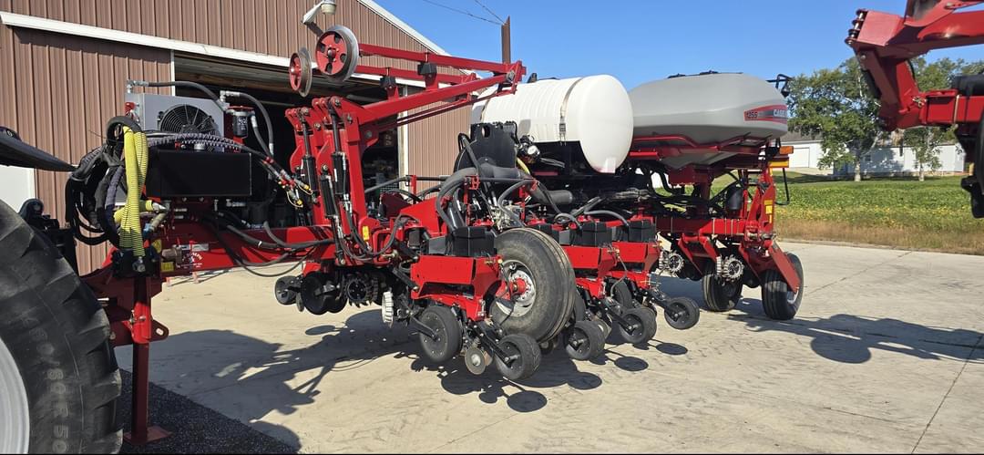 Image of Case IH 1255 Primary image
