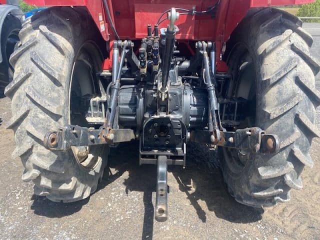 Image of Case IH Farmall 130A equipment image 2