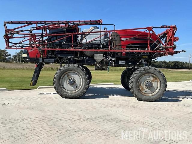 Image of Case IH Patriot 2250 equipment image 2