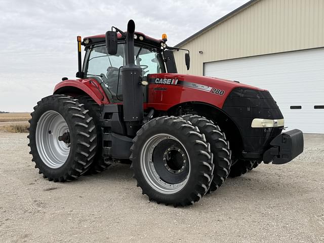 Image of Case IH Magnum 280 equipment image 1