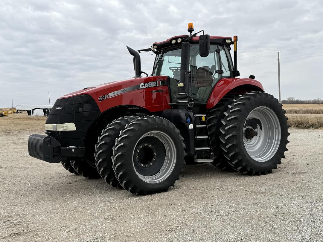 Image of Case IH Magnum 280 Primary image