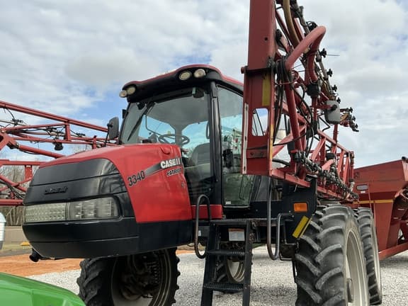 Image of Case IH Patriot 3340 equipment image 1