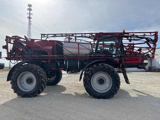 Image of Case IH Patriot 3340 equipment image 1