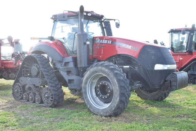 Image of Case IH Magnum 340 equipment image 3