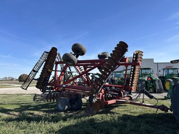 Image of Case IH 345 equipment image 4