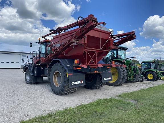 Image of Case IH Titan 4540 equipment image 2