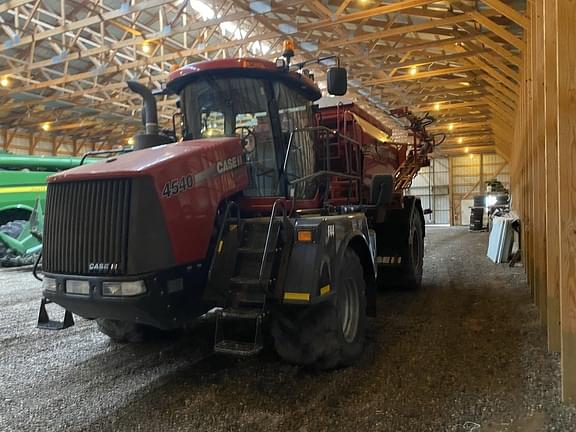 Image of Case IH Titan 4540 equipment image 2