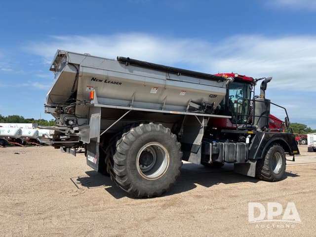 Image of Case IH Titan 4540 equipment image 4