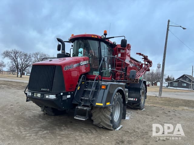 Image of Case IH Titan 4540 equipment image 2