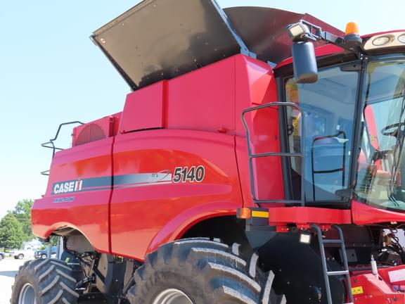 Image of Case IH 5140 equipment image 4